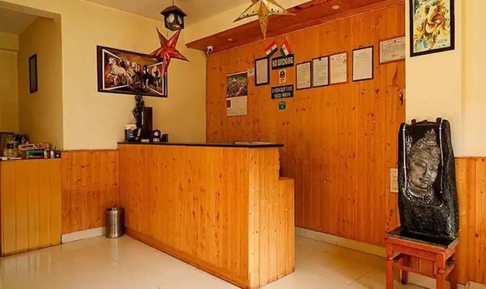 Fabhotel Mahavir