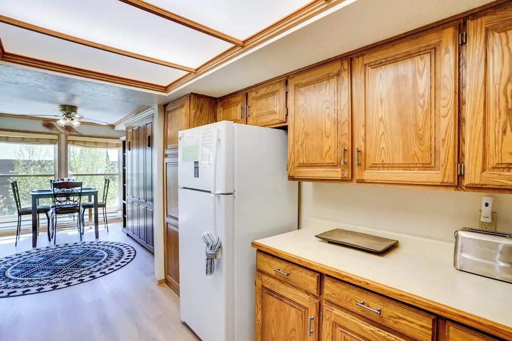 Hiking & Explore: Brian Head Condo w/ Indoor Pool!