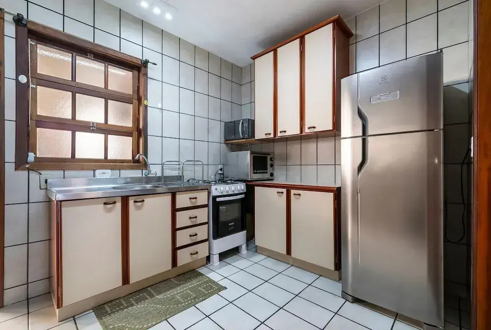 914B - Casa 3 dormitórios em Bombas SC
