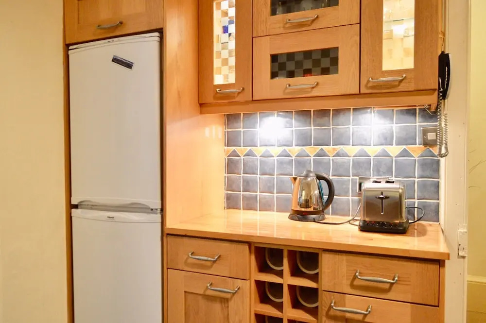 Central 2 Bedroom Flat