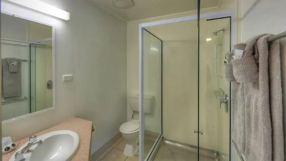 Hibiscus Regal Apartments