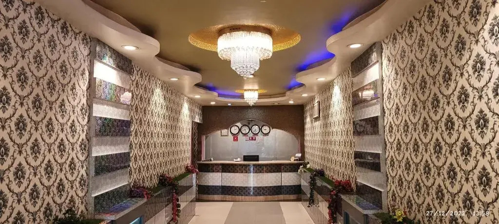 Grand Corporate