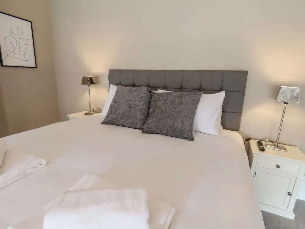 Church View Apartment