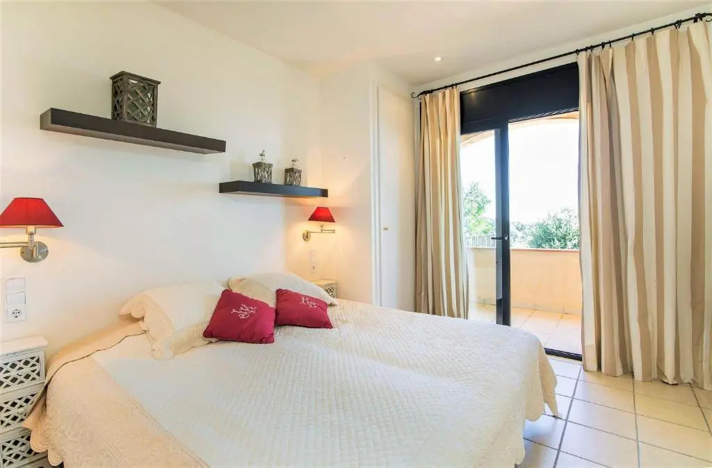 Villa Infinity