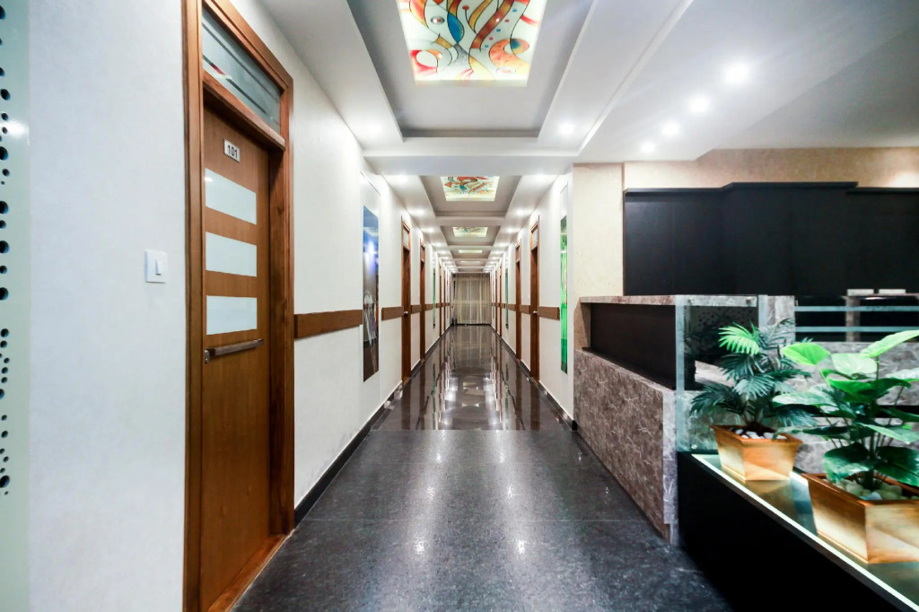 FabHotel Prime Suloka Towers - 500m from View point, Kaveri River