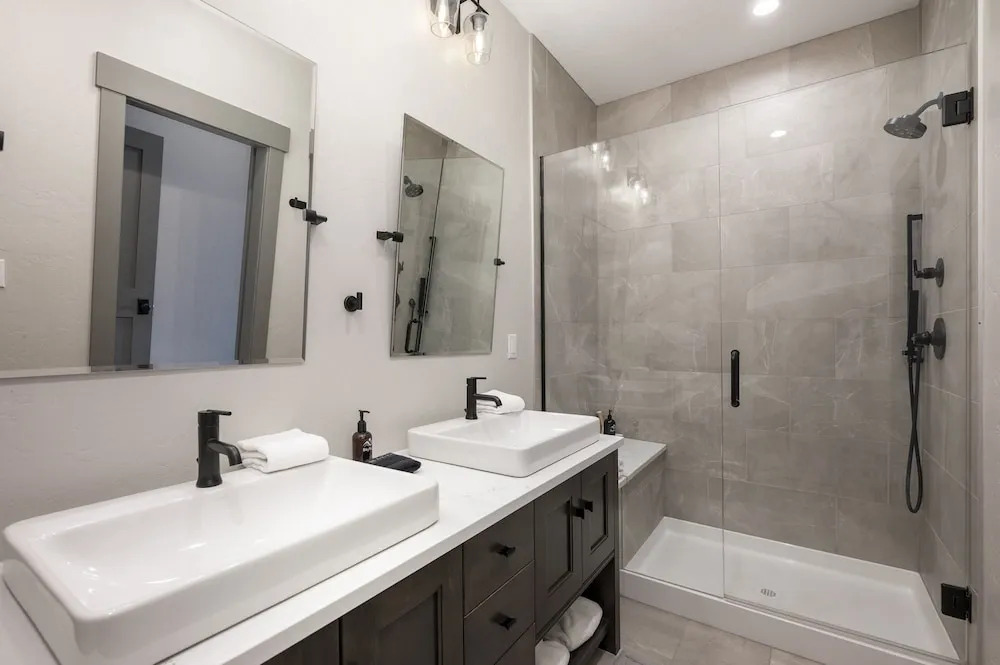 Eagle Ridge 3 Bedroom Townhouse By Redawning