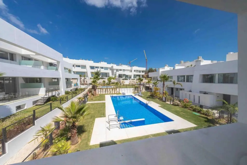 New Top Townhouse With Private Pool/4Bdr/3.5Bath