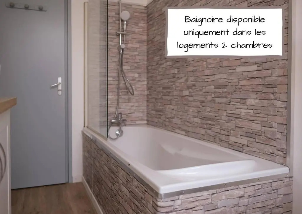 Studio en plein centre de Saint-Omer - à 5 min de la gare, parking privé gratuit