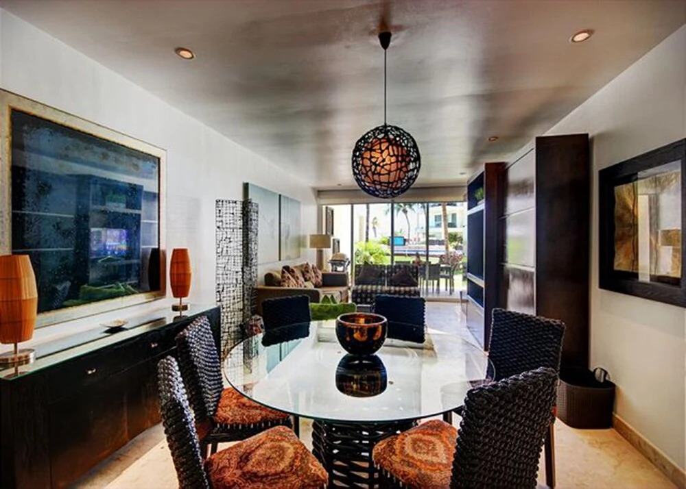 Beachfront Condo-hotel by Tripintravel