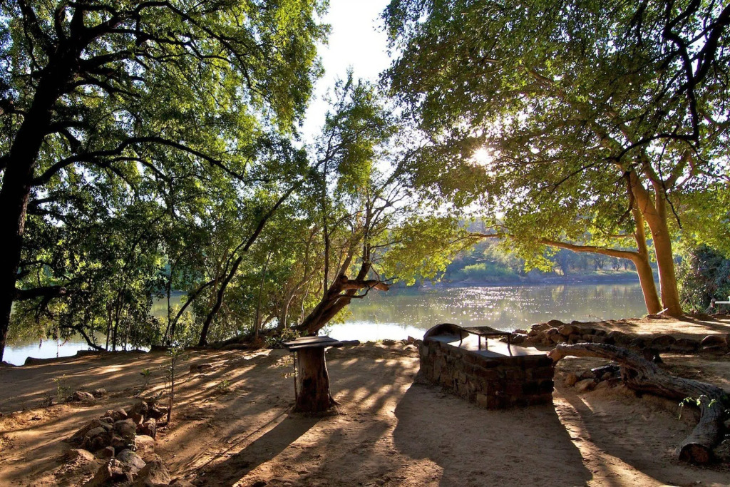Kunene River Lodge