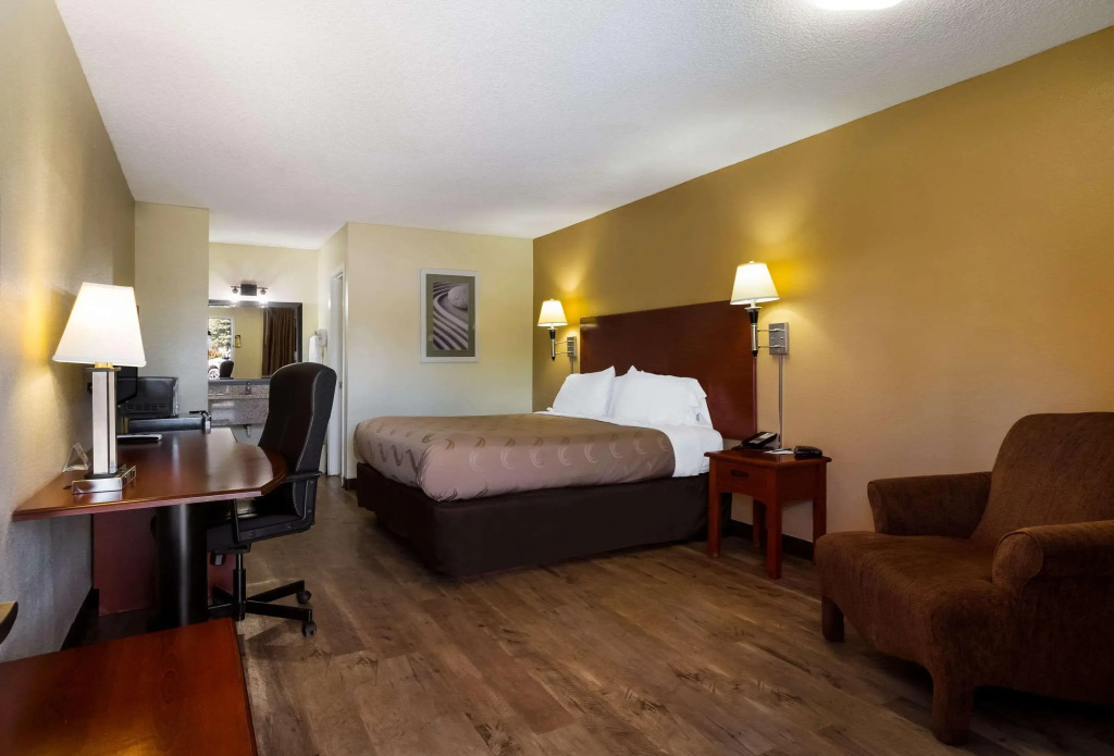 Econo Lodge Brownsville