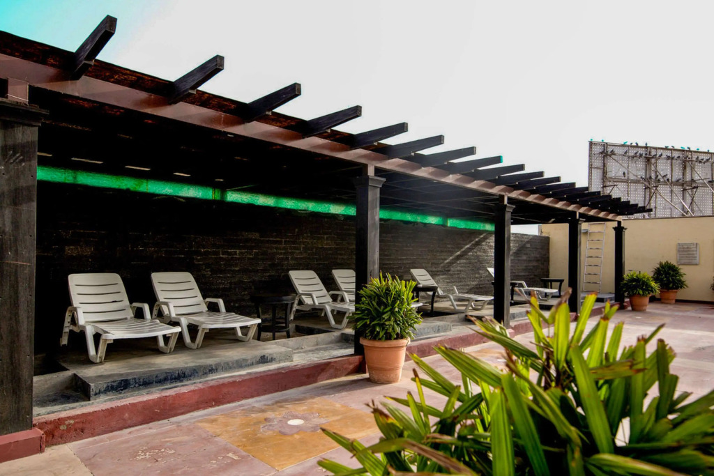 Clarion Bella Casa at Airport