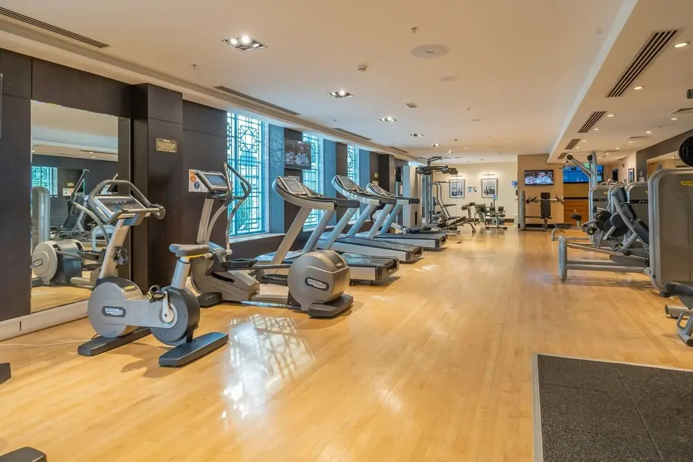 Monty - Stylish Apartment with Partial Burj Khalifa View