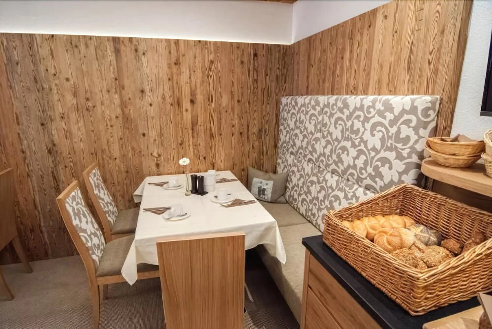Hotel Garni Mirabell