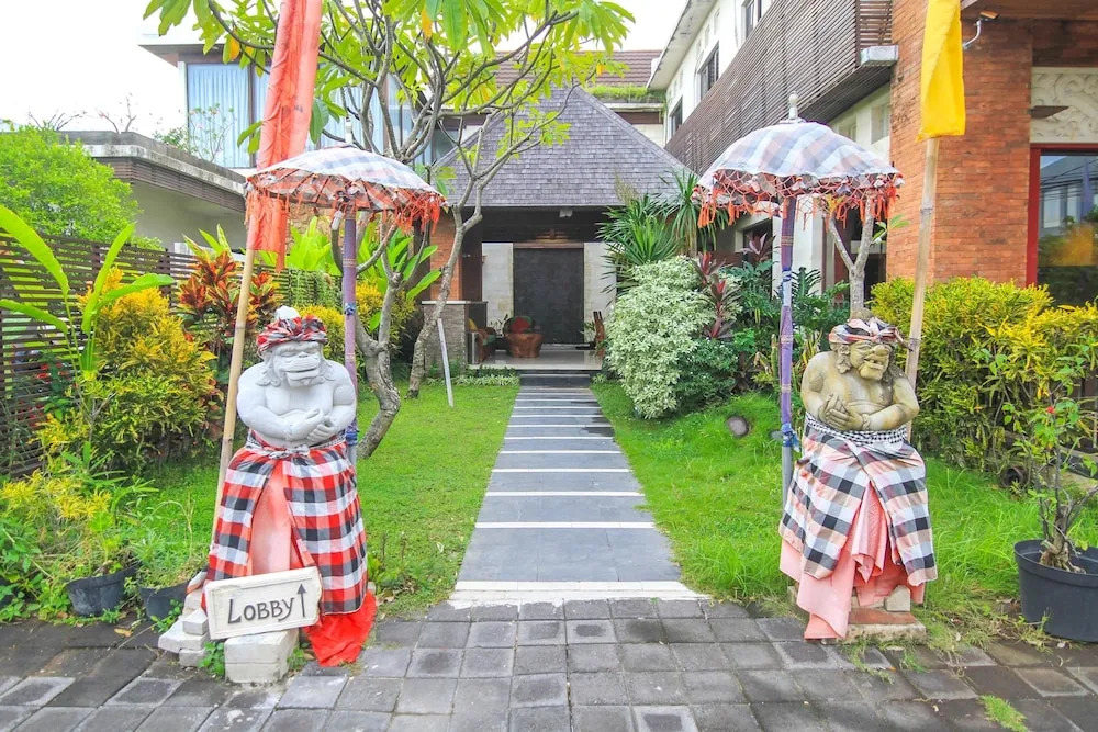 巴厘岛登巴萨艾里萨努尔新路伍拉赖402号酒店(Airy Sanur Bypass Ngurah Rai 402 Bali)