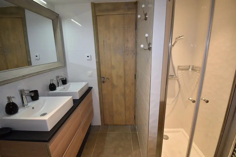 VAUJANYLOCATIONS - Chalet Opaline