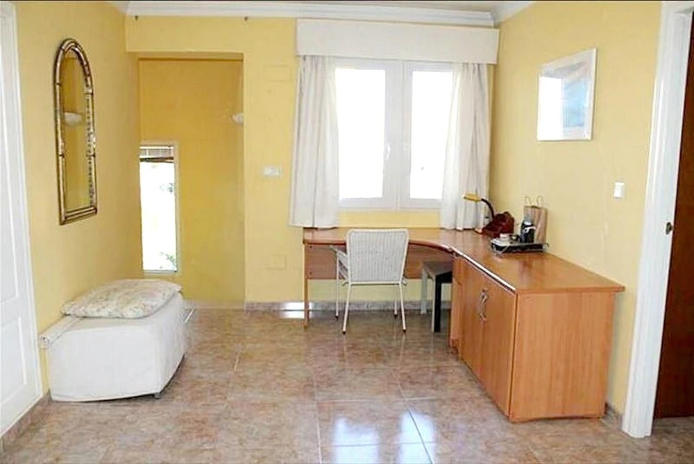 House With 3 Bedrooms in Dénia, With Wonderful sea View and Enclosed G