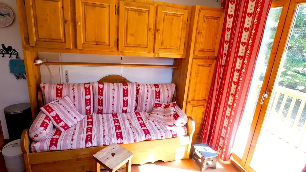 Apartment With 3 Bedrooms in Modane, With Wonderful Mountain View and