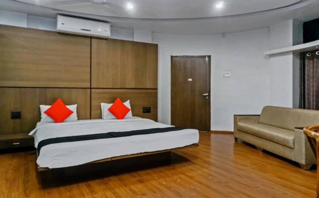 Hotel House Khas By OYO Rooms