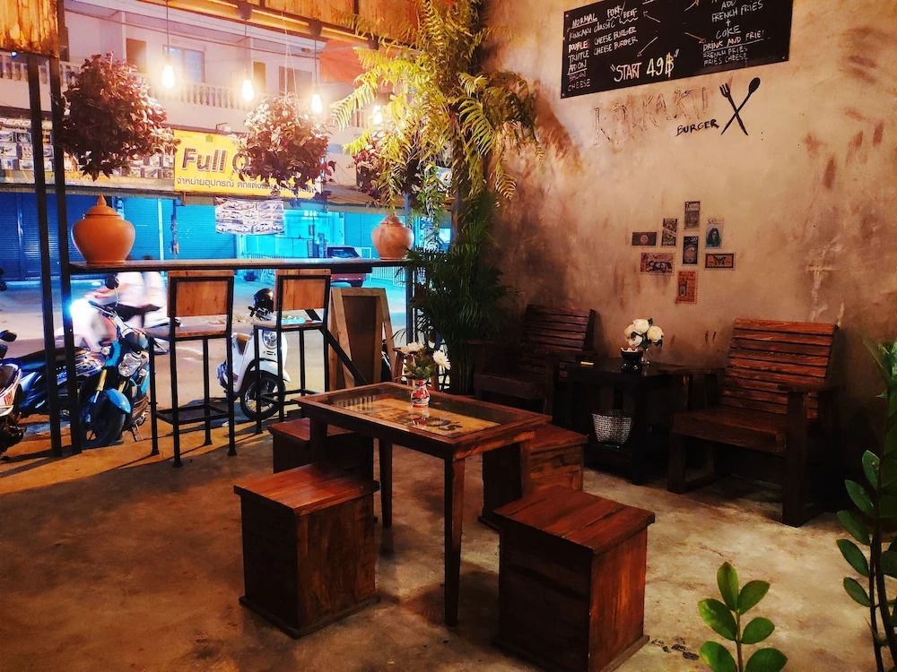 Znap's hostel and Café