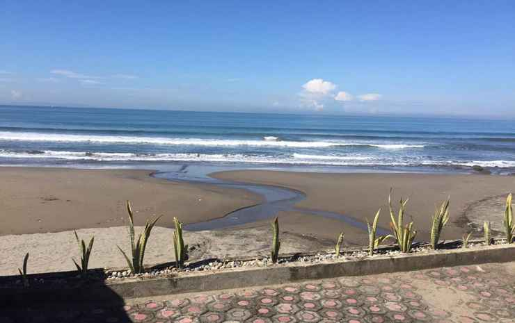 Wisma Mila Tepi Pantai Karang Hawu