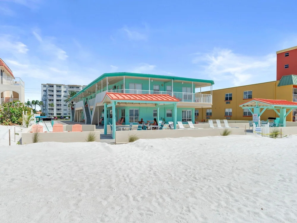 Sea Rocket by Distinctive Beach Rentals