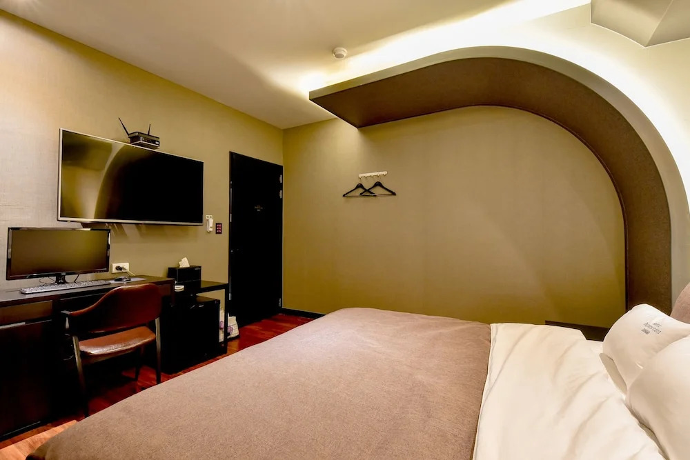 French Code Hotel