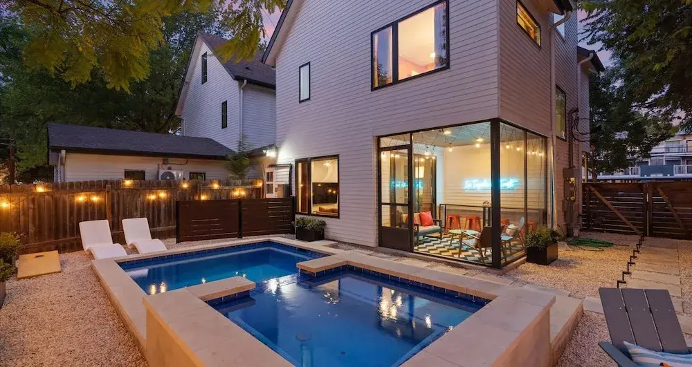 Spacious 5BR Austin Home With Backyard Fire Pit
