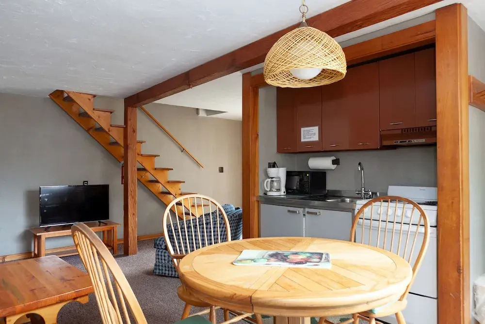 Town and Country Motor Inn