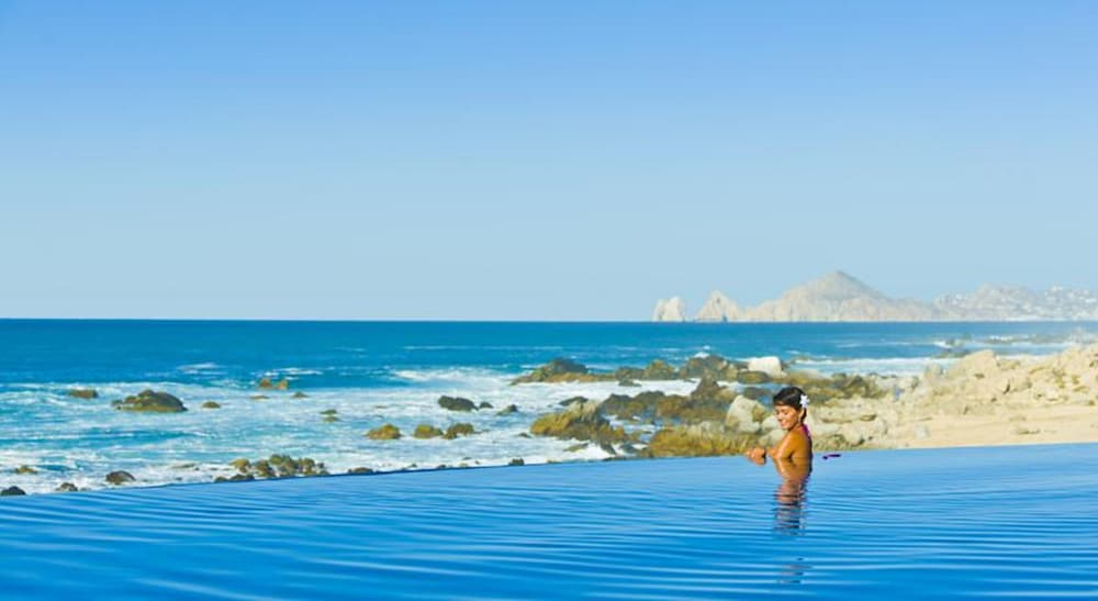 Rated for the Best Value in Cabo San Lucas!! 2BR 8P