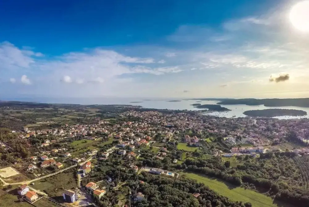 Apartment With one Bedroom in Medulin, With Wonderful sea View, Furnis