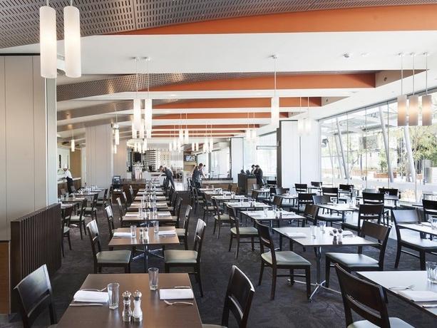 Holiday Inn Burswood