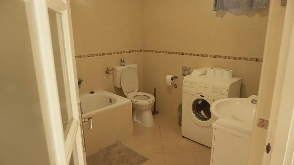 Green Garden Hostel