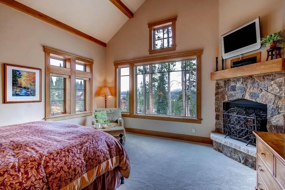 Grace Manor