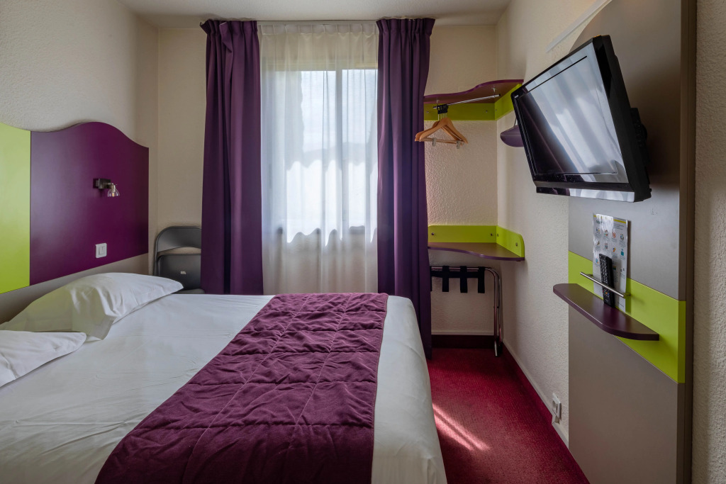 Logis Hotel Noemys pont de lEtoile