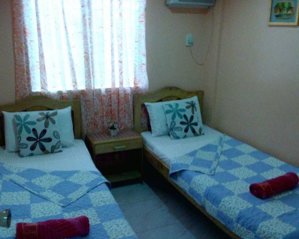 Baranda's Place Apartelle