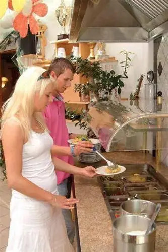 Landgasthof zum Hirschenstein, Pension Garni