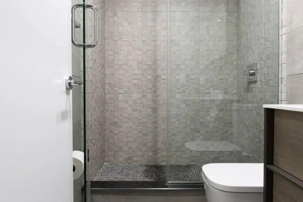 75-1d New 1BR Prime UES W D the Unit Best Value