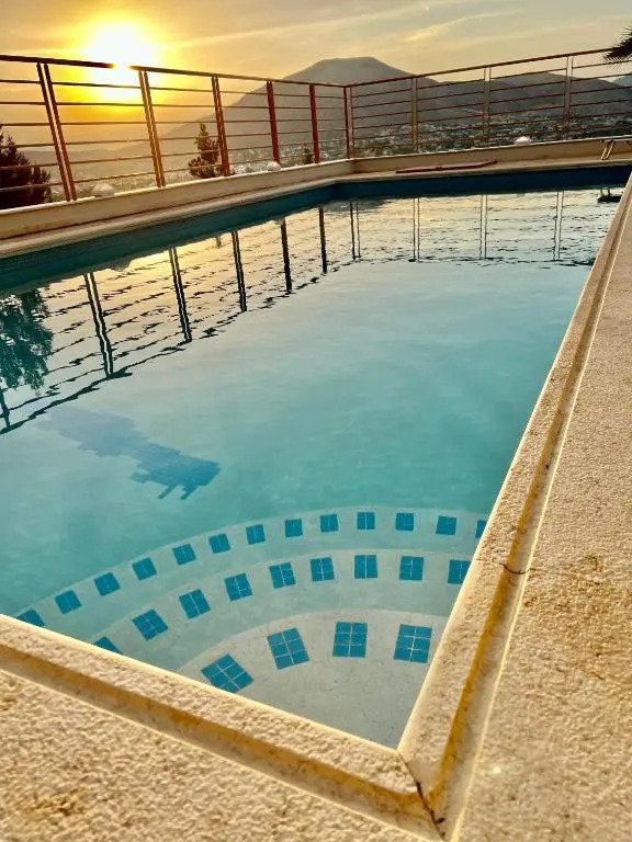 Serenity Holiday Home with self contained apartment and private pool