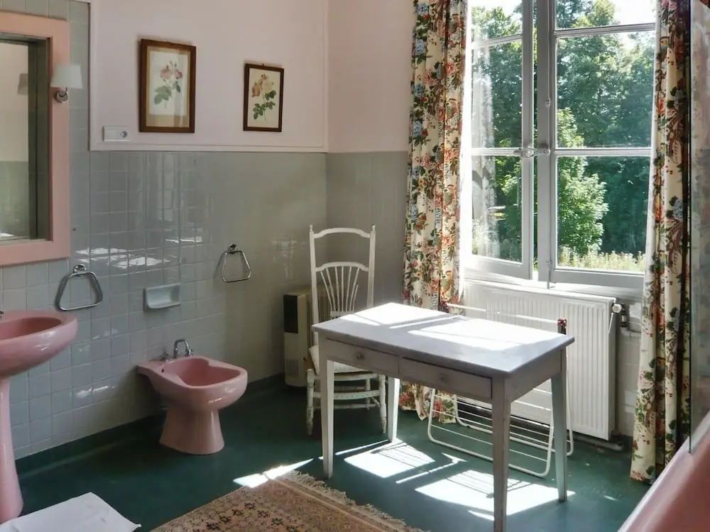 Mansion With 6 Bedrooms in Neuillé, With Private Pool, Furnished Garde