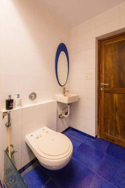 SaffronStays Birdsong, 3 BDR Pet-friendly Villa in Madh Island
