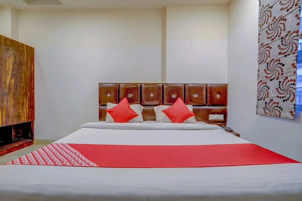 Hotel O Traveller Inn