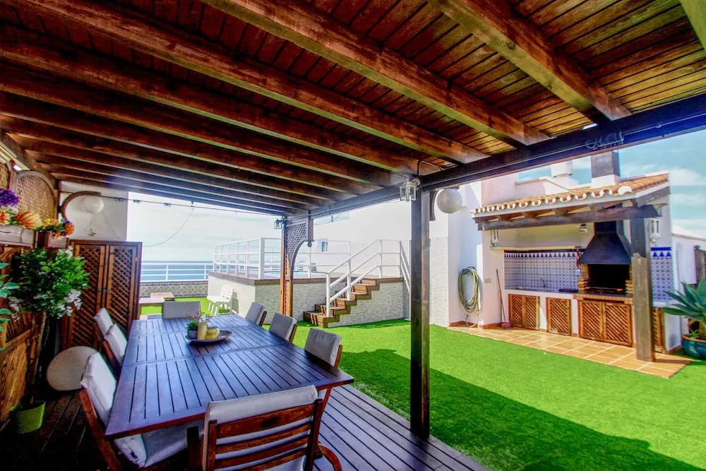 1149 Unique Beachfront Penthouse 400M2 Marbella Center