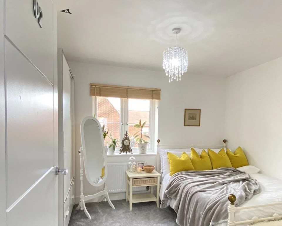Impeccable 2 Bedroom House in Bicester