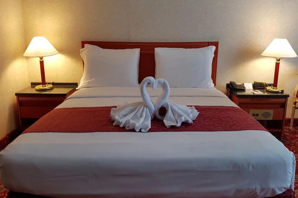 Russott Hotel