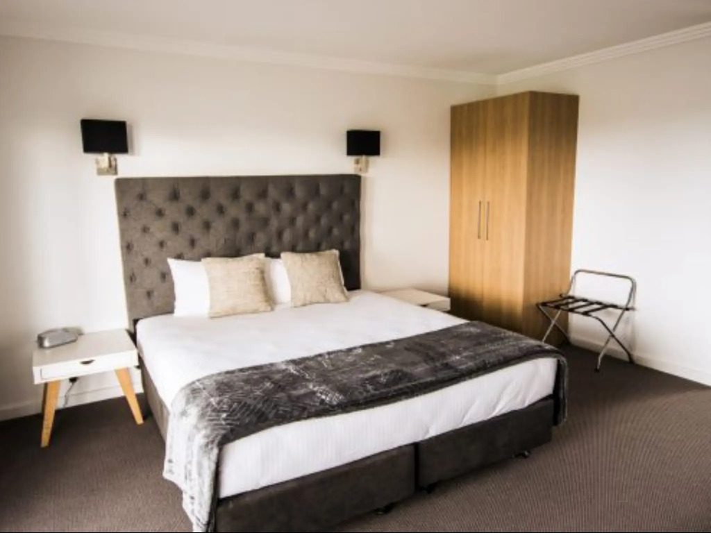 Quays Hotel