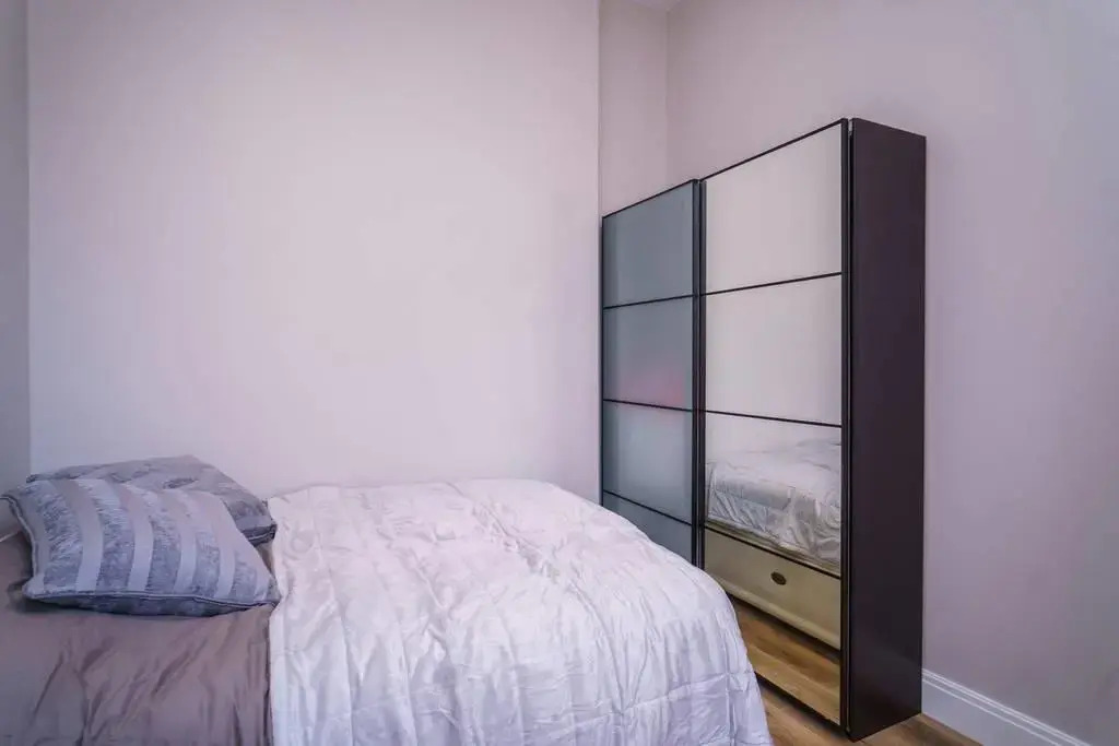 New Ultra Modern Flat located in Central London