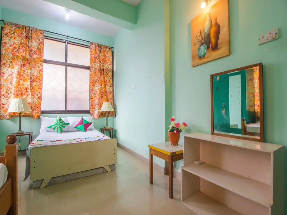OYO 15934 Home Traditional 3BHK Bainguinim