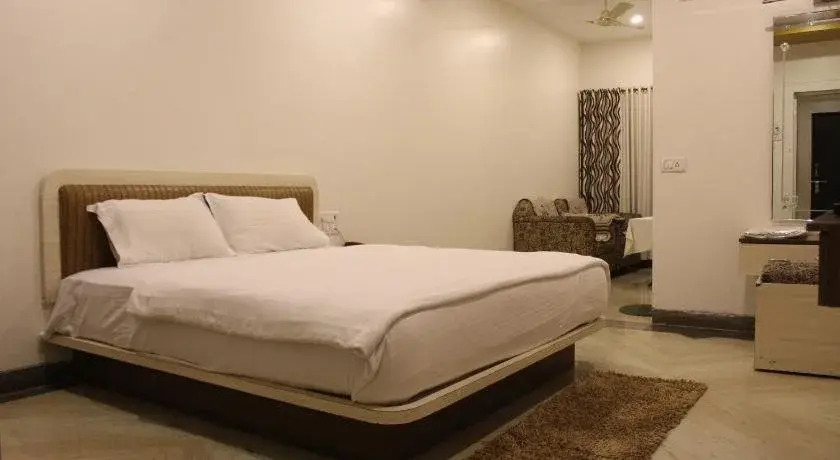 Hotel Manju Palace
