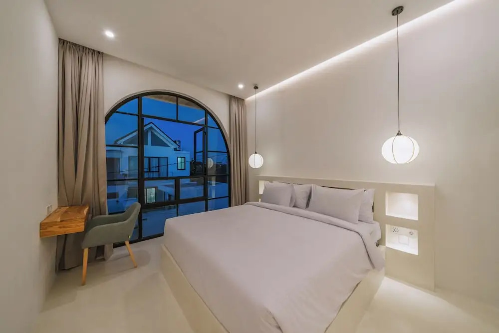 Villa Sunset and Sunrise - 2BR elegant villa in Central Canggu